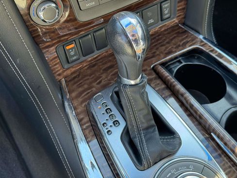 Used 2017 Nissan Armada SL w/ Moonroof Package image 31