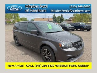 Used 2017 Dodge Grand Caravan SE