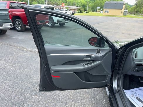 Used 2021 Hyundai Sonata SEL Plus w/ Tech Package image 13
