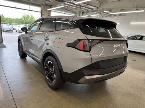 New 2026 Kia Sportage S image 5