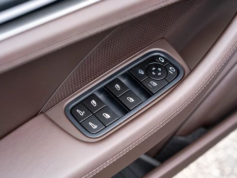 New 2026 Porsche Panamera 4 image 21