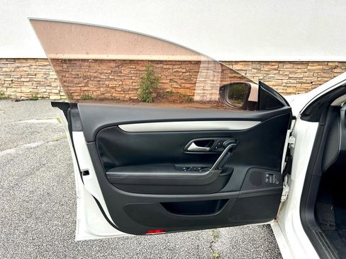Used 2014 Volkswagen CC Sport FWD image 7