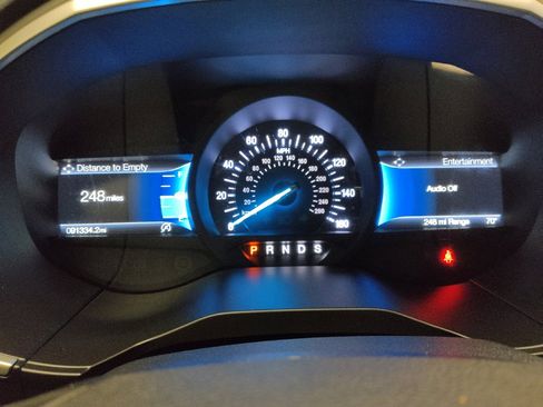 Used 2021 Ford Edge SE w/ Cargo Accessory Package FWD image 23