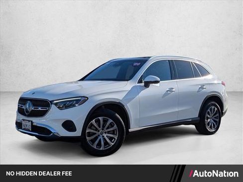 Certified 2026 Mercedes-Benz GLC 300 4MATIC image 1