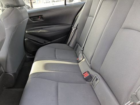 Used 2022 Toyota Corolla LE image 13