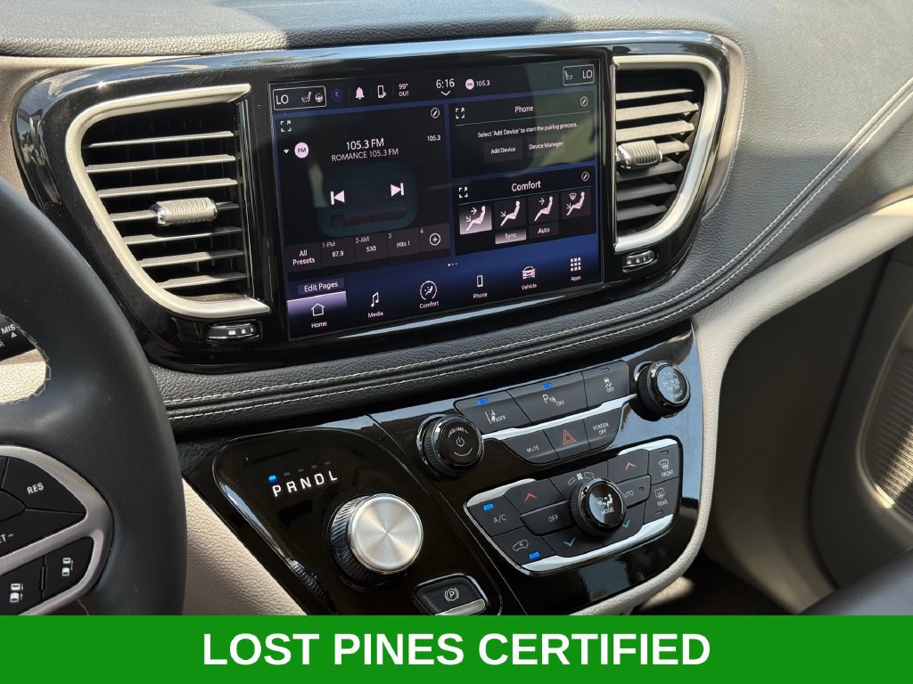 Used 2023 Chrysler Pacifica Touring-L FWD image 14