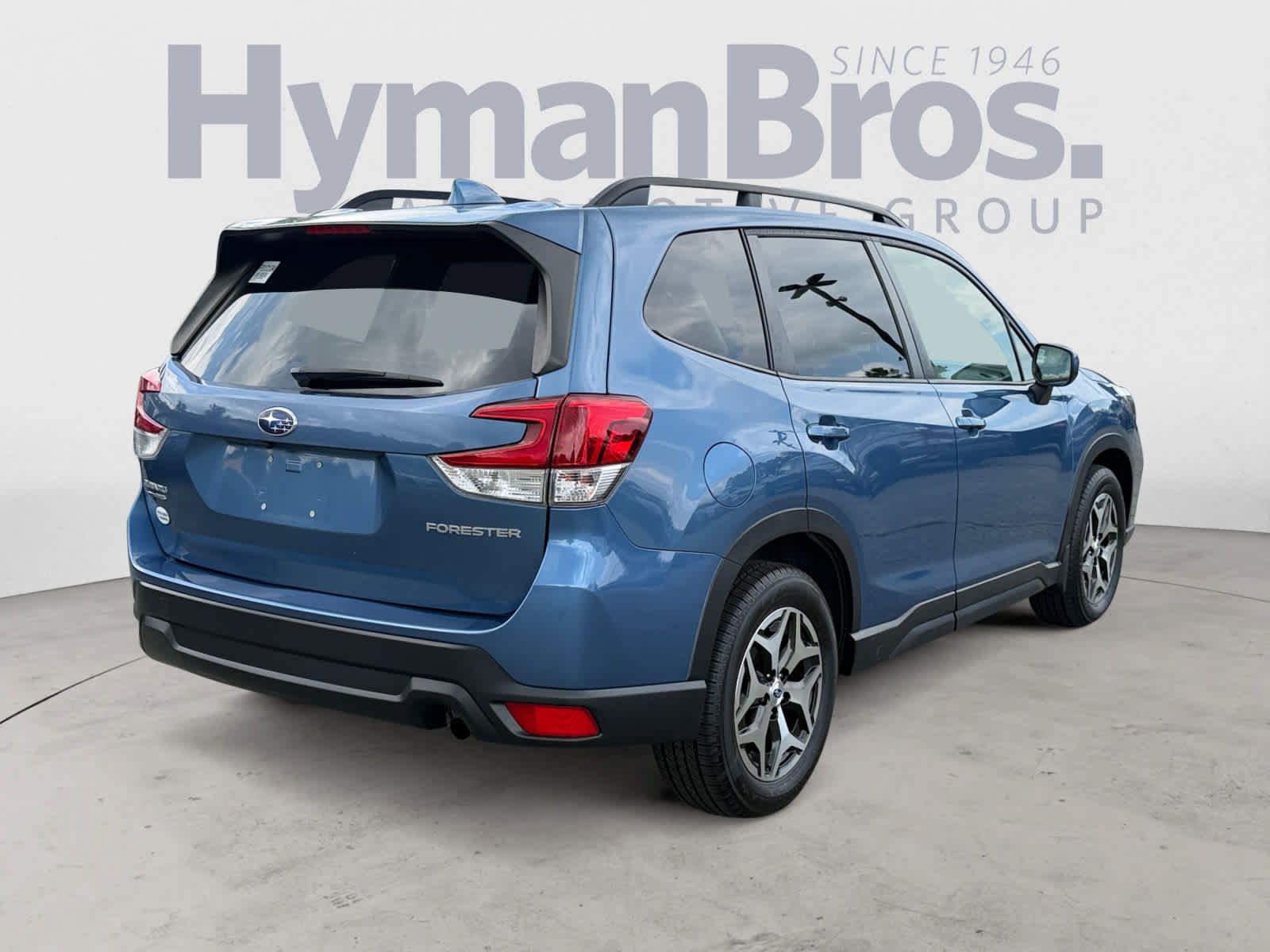 Used 2019 Subaru Forester Premium AWD/4WD image 3