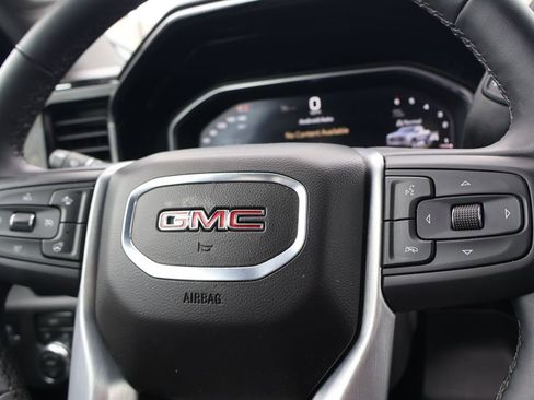 Used 2026 GMC Sierra 1500 SLT AWD/4WD image 10