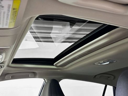 Certified 2025 Subaru Crosstrek 2.0i Premium image 19