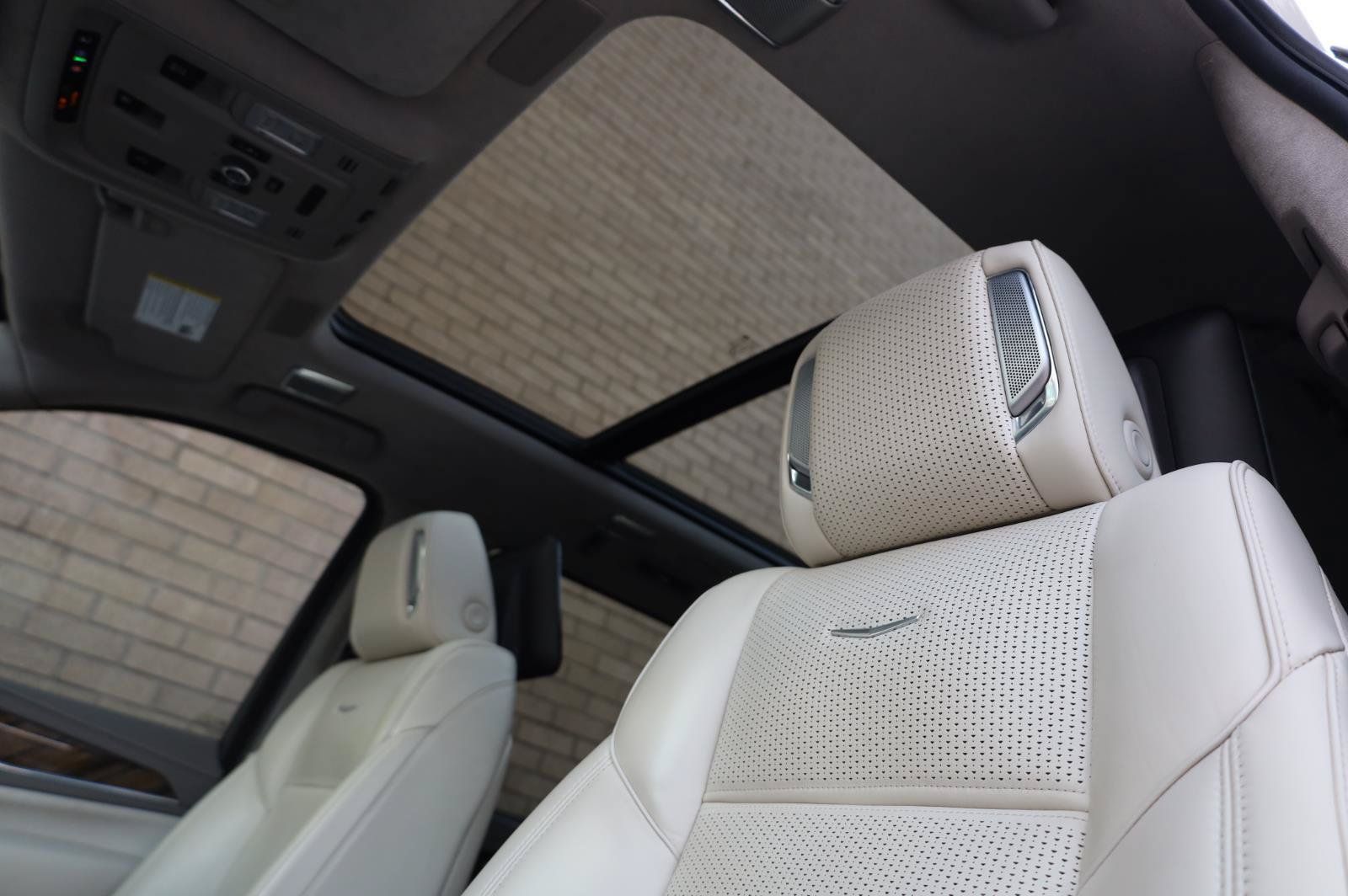 Used 2021 Cadillac Escalade Premium Luxury Platinum w/ LPO, Floor Liner Package AWD/4WD image 22