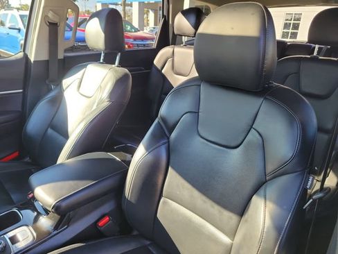 Used 2021 Kia Telluride S image 18
