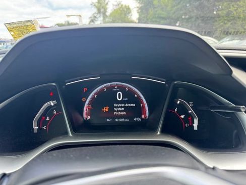 Used 2019 Honda Civic Sport image 9
