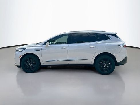 Used 2024 Buick Enclave Essence w/ Sport Touring Edition FWD image 4