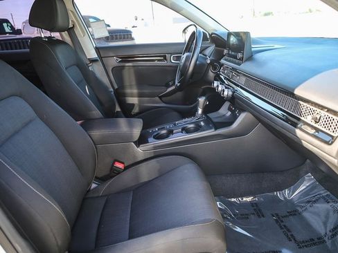 Used 2022 Honda Civic EX image 17