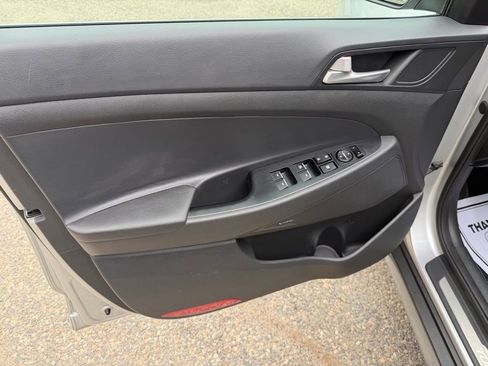 Used 2019 Hyundai Tucson Limited AWD/4WD image 12