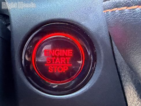Certified 2024 Honda HR-V Sport image 29