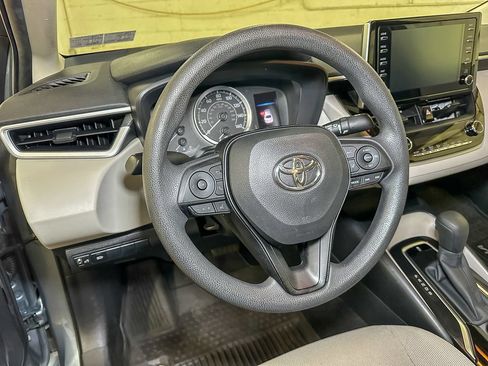 Used 2020 Toyota Corolla LE w/ Body Protection Package FWD image 19