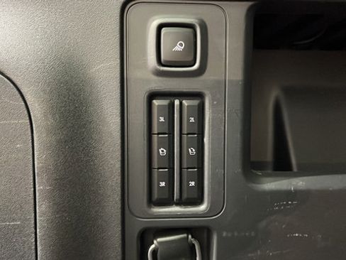 Used 2025 Lincoln Navigator L Reserve AWD/4WD image 29