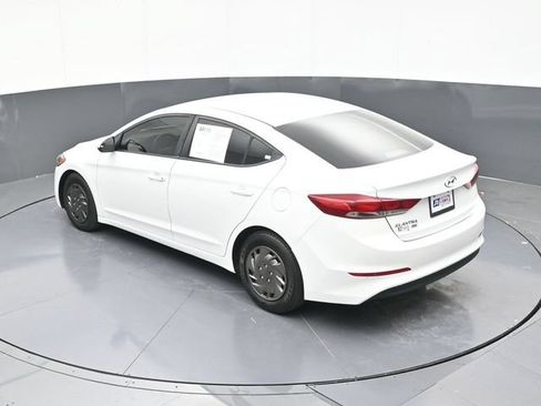 Used 2018 Hyundai Elantra SE FWD image 56