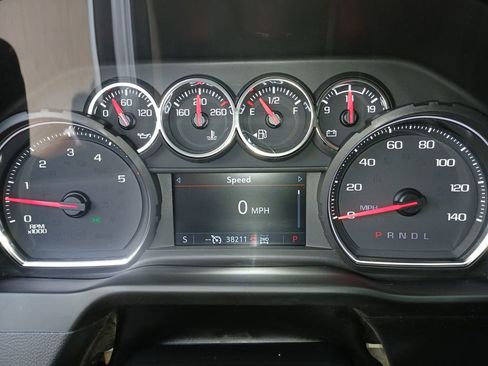 Used 2023 Chevrolet Silverado 2500 LT image 11