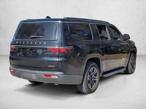 Used 2022 Jeep Wagoneer Series III image 5