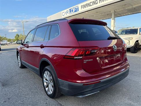 Used 2018 Volkswagen Tiguan SE AWD/4WD image 8