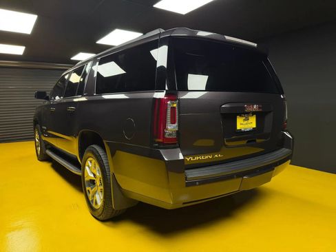 Used 2015 GMC Yukon XL SLT AWD/4WD image 4
