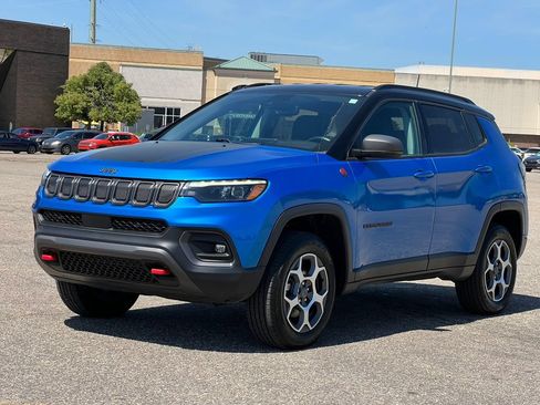 Used 2022 Jeep Compass Trailhawk w/ Trailhawk Elite Group AWD/4WD image 51