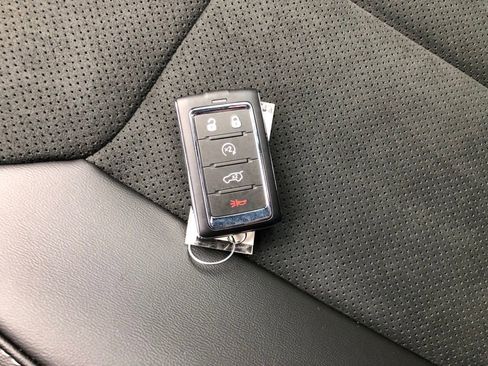 New 2025 Jeep Grand Cherokee Altitude image 50