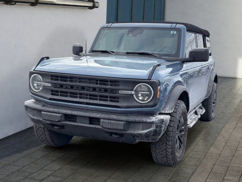 Used 2023 Ford Bronco 4-Door image 3