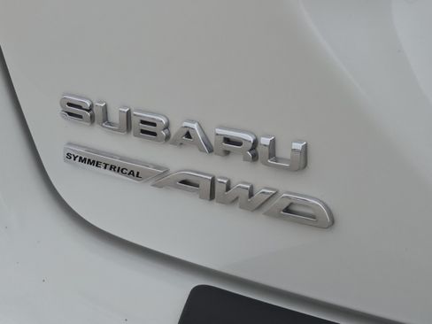 Used 2024 Subaru Crosstrek 2.0i Premium AWD/4WD image 10
