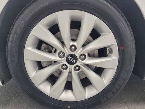 Used 2017 Kia Optima EX image 31