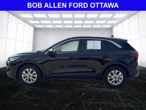 Used 2024 Ford Escape Active w/ Tech Pack #1 FWD image 3
