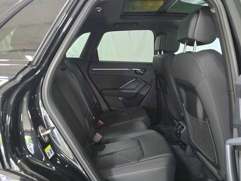Used 2021 Audi Q3 2.0T Premium Plus w/ Premium Plus Package AWD/4WD image 12