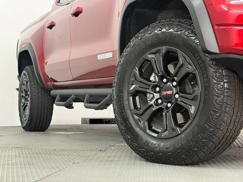 Used 2025 GMC Canyon Elevation w/ Convenience Package RWD image 16