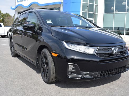 New 2026 Honda Odyssey Sport-L image 3