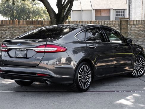 Used 2017 Ford Fusion Titanium image 15