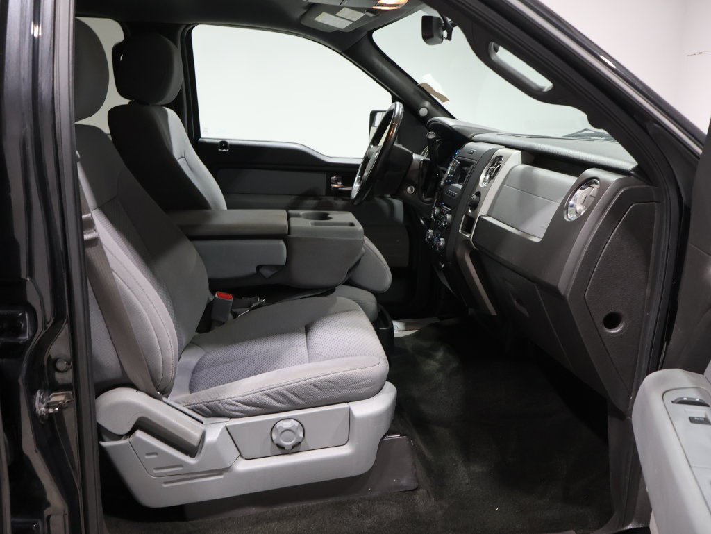 Used 2014 Ford F150 XLT w/ Equipment Group 302A Luxury AWD/4WD image 21