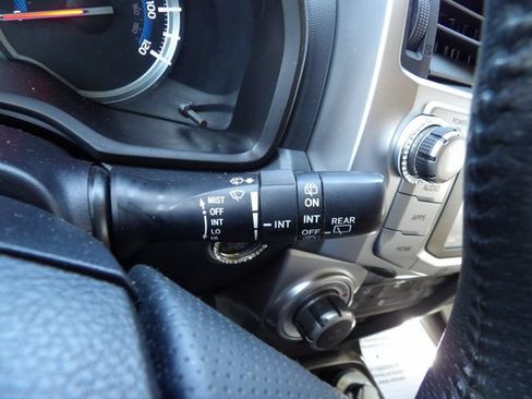 Used 2016 Toyota 4Runner Limited AWD/4WD image 21