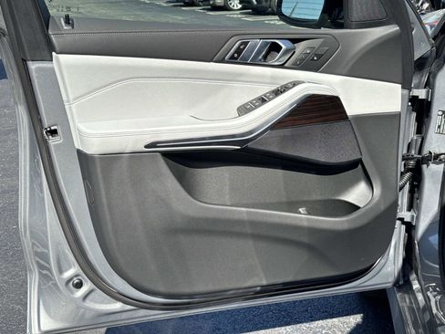 New 2026 BMW X5 sDrive40i w/ M Sport Package image 19