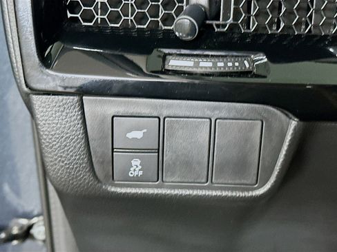 Used 2025 Honda CR-V EX-L image 17