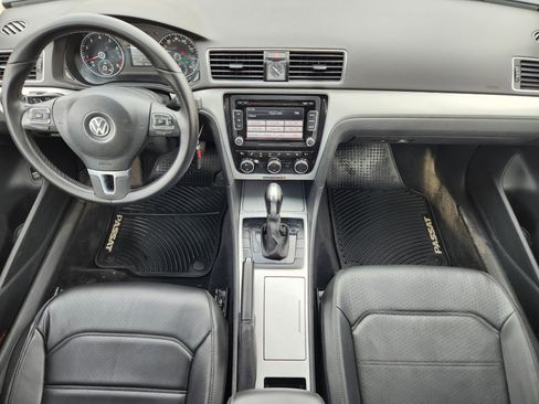 Used 2012 Volkswagen Passat 2.5 SE image 25