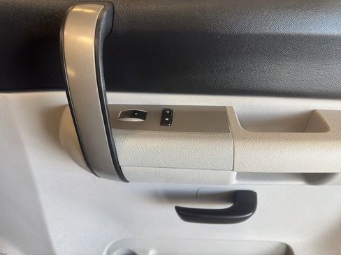 Used 2008 Chevrolet Silverado 1500 LT w/ Suspension Package, Off-Road image 15