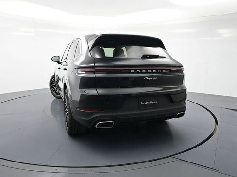 New 2026 Porsche Cayenne image 27