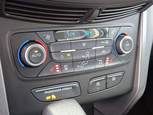 Used 2018 Ford Escape SE w/ SE Sync 3 Package image 18