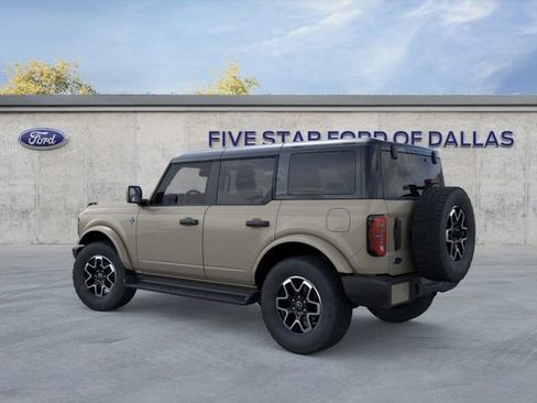 New 2026 Ford Bronco Outer Banks AWD/4WD image 4