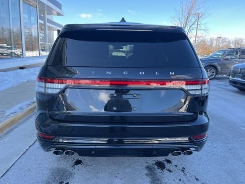 Used 2025 Lincoln Aviator Reserve w/ Equipment Group 201A image 7