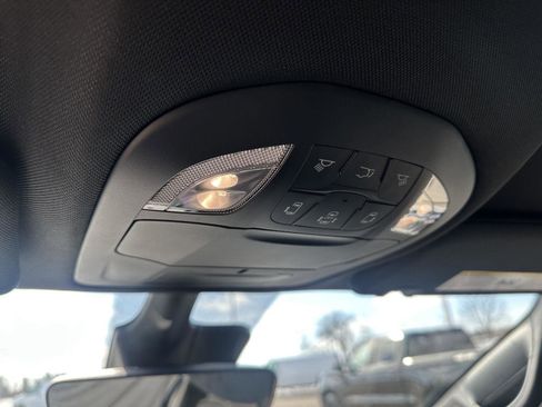 Used 2026 Chrysler Voyager LX image 34