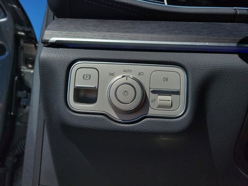 Certified 2026 Mercedes-Benz GLS 450 4MATIC image 21