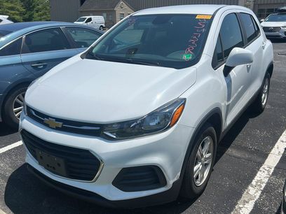 Used 2021 Chevrolet Trax LS w/ Tint and Cruise Package